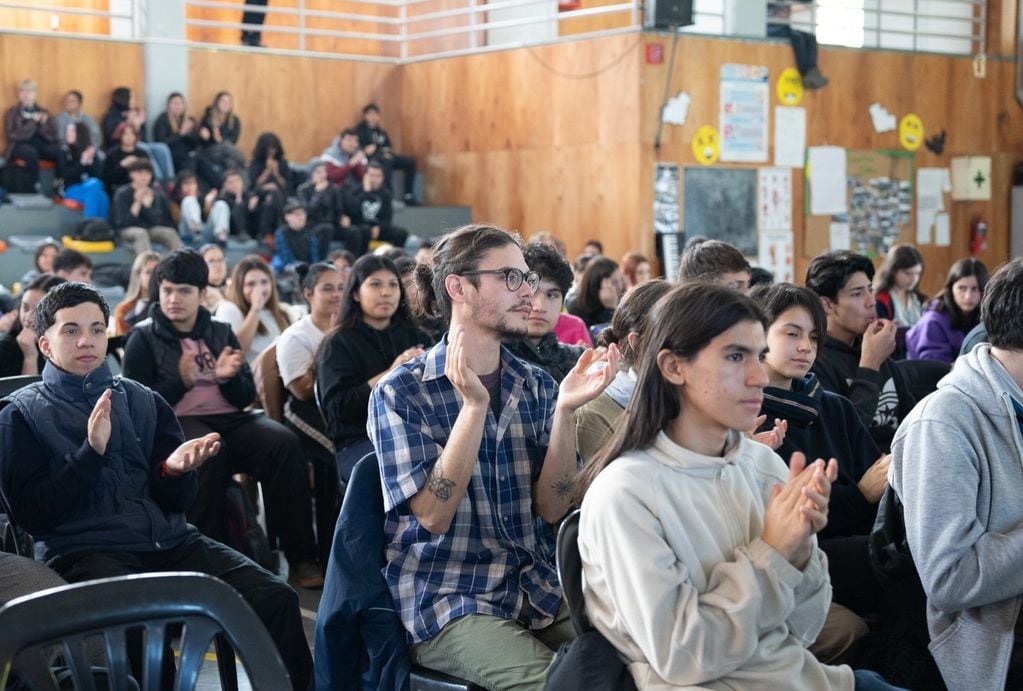 Charlas debate en Tierra del Fuego por el 40° aniversario de la Restauración de la Democracia