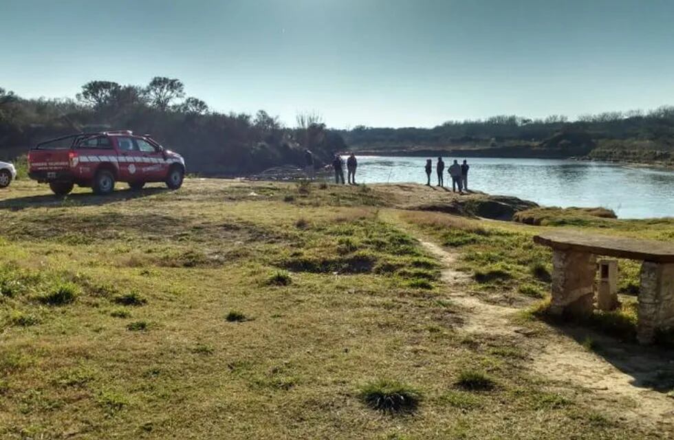 El cuerpo sin vida fue encontrado en el río Saladillo, a la altura del puente homónimo.