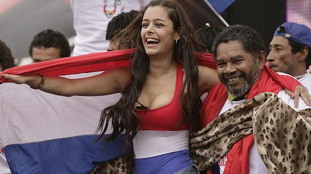 ¡Ay, Larissa! La paraguaya Riquelme, la morocha más famosa del Mundial (Foto: AP).