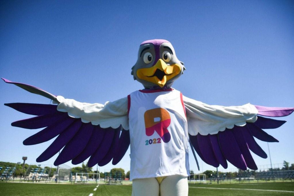 La mascota posó en el Hipódromo del Parque de la Independencia.