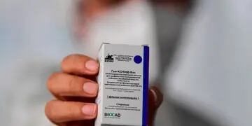 Indignación en El Soberbio: esposa de un personal de salud fue vacunada