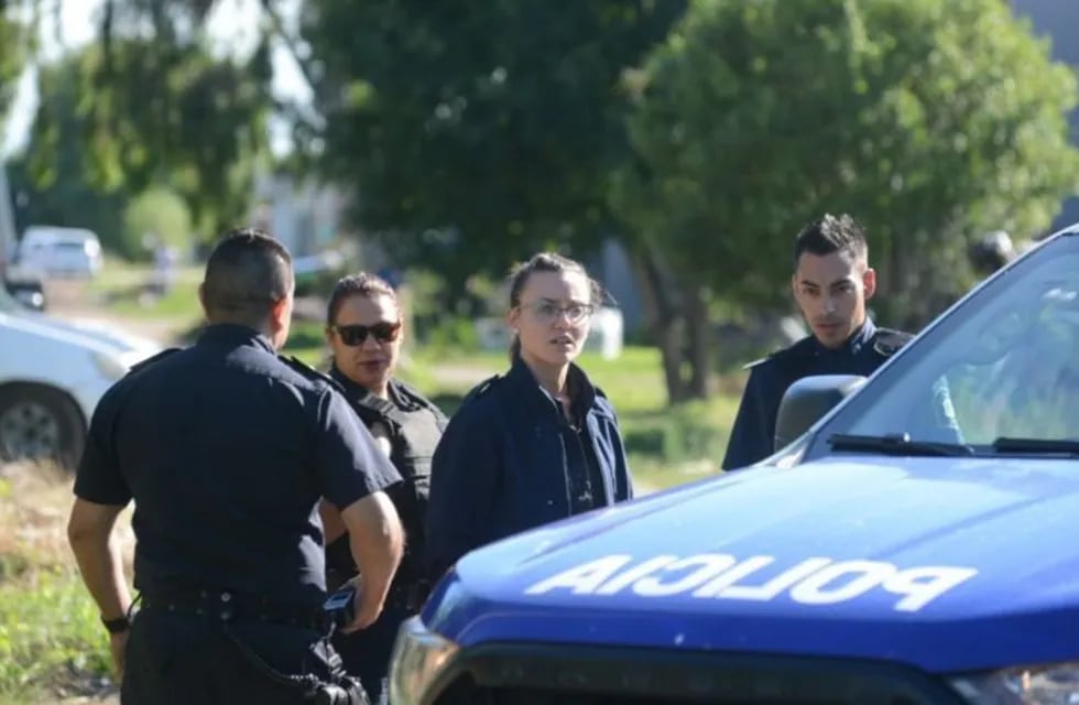 Melchor Romero: efectivos de la Policía trabajando en la escena del triple crimen. (Foto: AGLP)