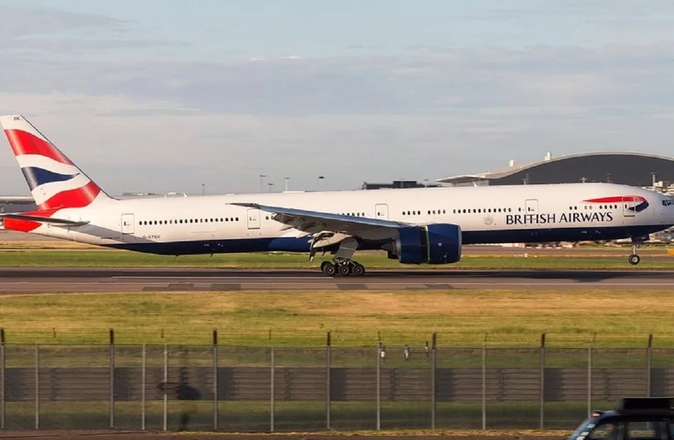 El último vuelo arribado a Ezeiza procedente de Reino Unido es de la empresa British Airways