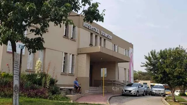 Fachada del Hospital Rawson, en Córdoba capital. (La Voz)