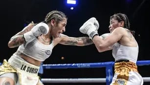 Volvió el boxeo al Luna Park: Débora Dionicius venció en fallo unánime a La Tigresa Acuña