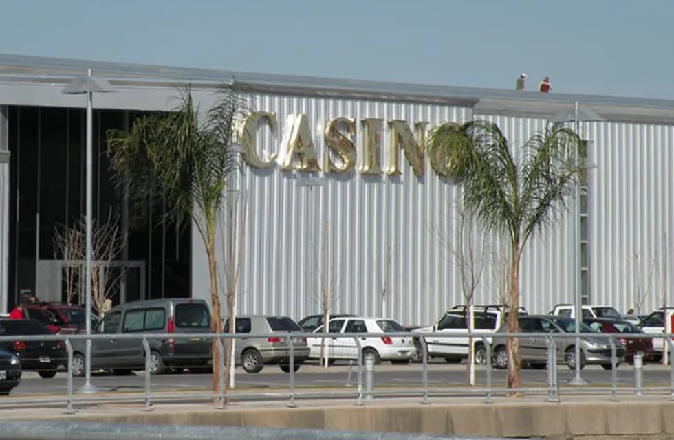El Casino de Santa Fe respondió la suba de la tasa con despidos. (Archivo)