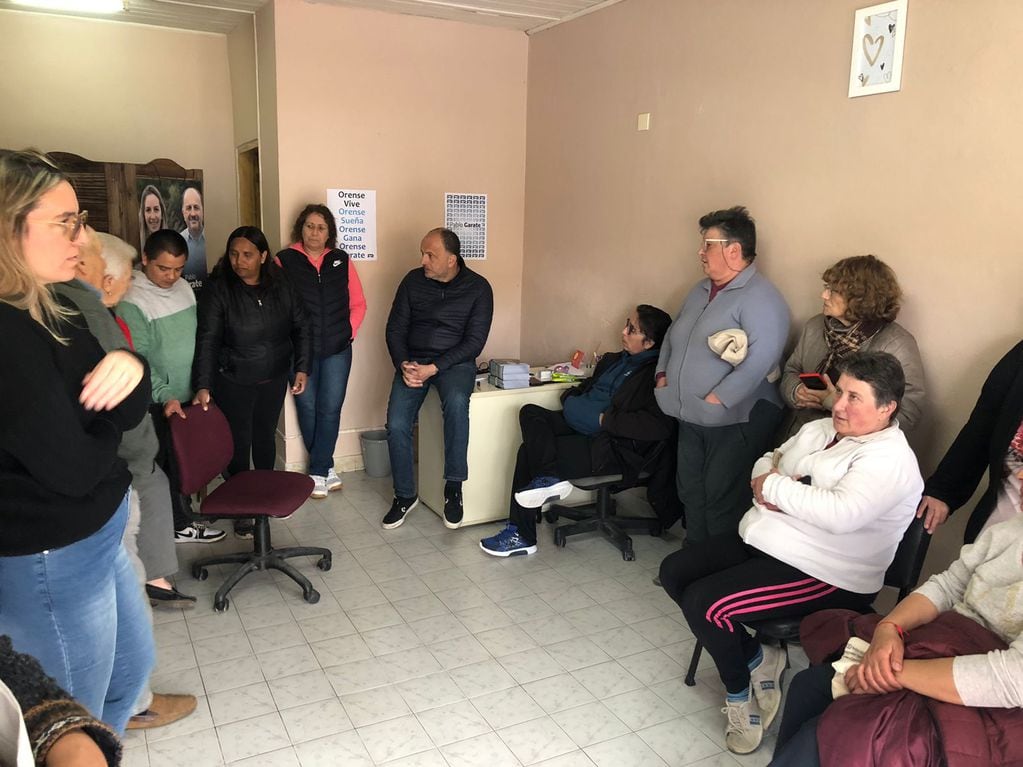 Pablo Garate visitó instituciones en Orense
