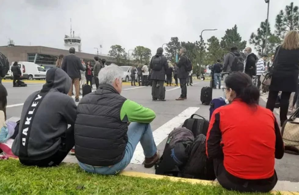 Evacuaron el Aeropuerto de Rosario por amenaza de bomba