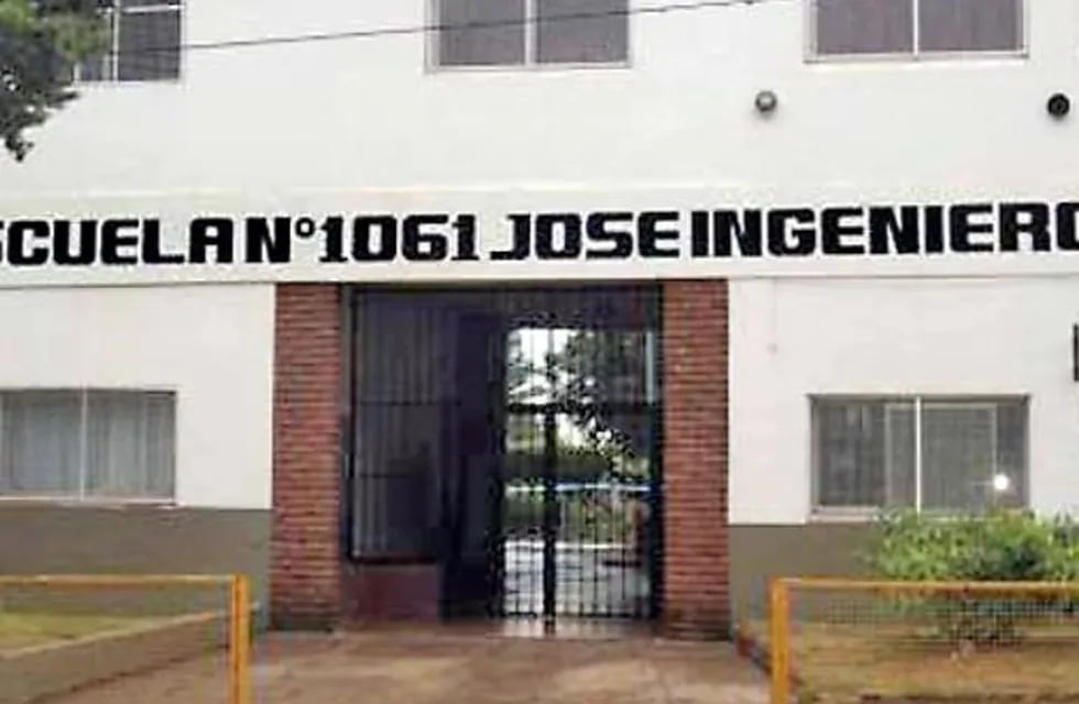 Escuela Josu00e9 ingenieros de Funes.