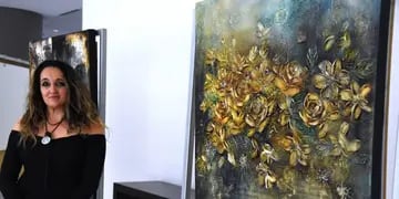 Alejandra Pastor y su muestra de pinturas con relieve