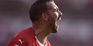 Martín Cauteruccio celebra su gol ante Huracán
