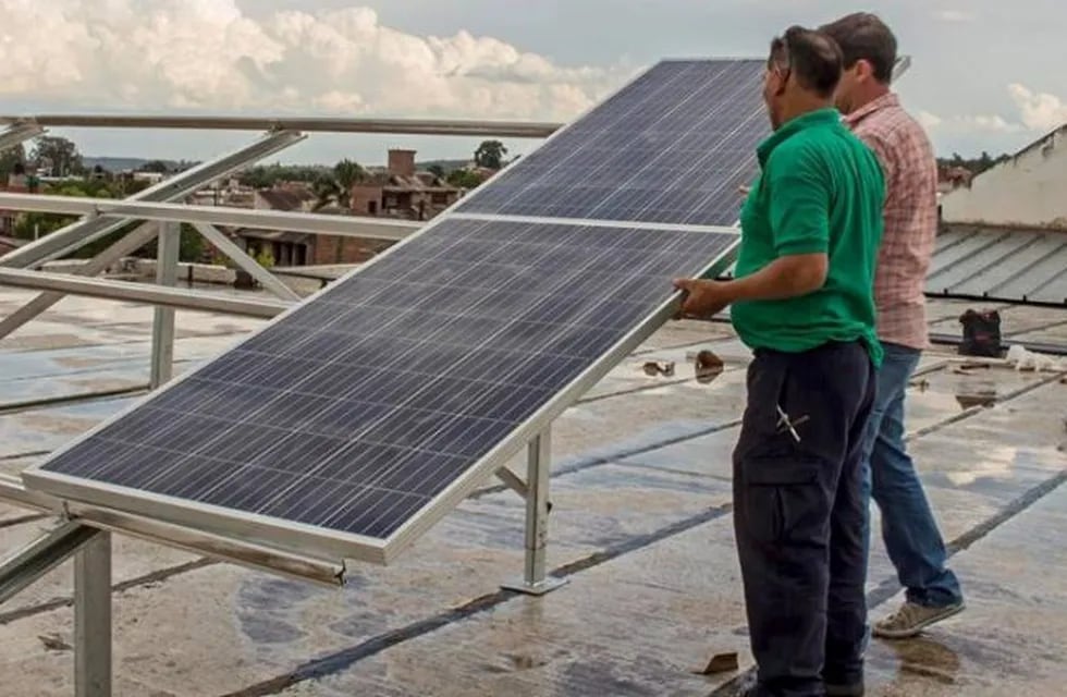 Paneles solares en escuelas de Jujuy