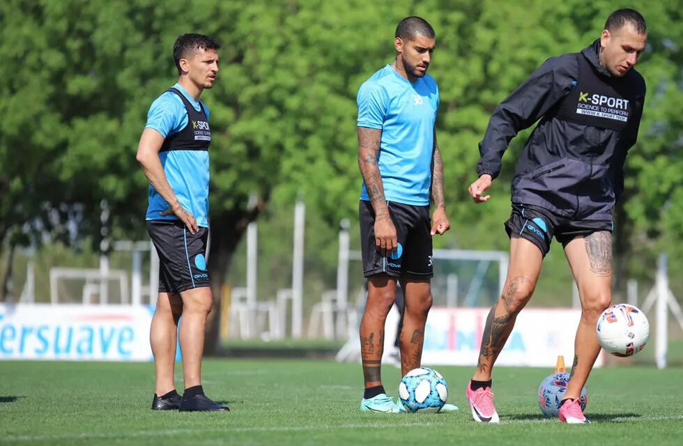 El plantel de Belgrano ya está en Mendoza para jugar este martes, con la misma formación (Foto: Prensa CAB).