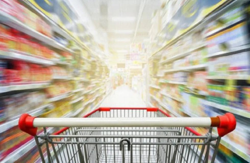 Robó un changuito de un supermercado en La Plata y lo quiso vender en Internet