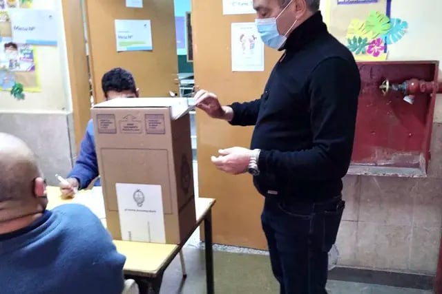 José Cano emitió su voto.