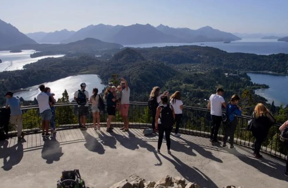 Gustavo Gennuso contó cómo será la reapertura al turismo el próximo viernes en Bariloche