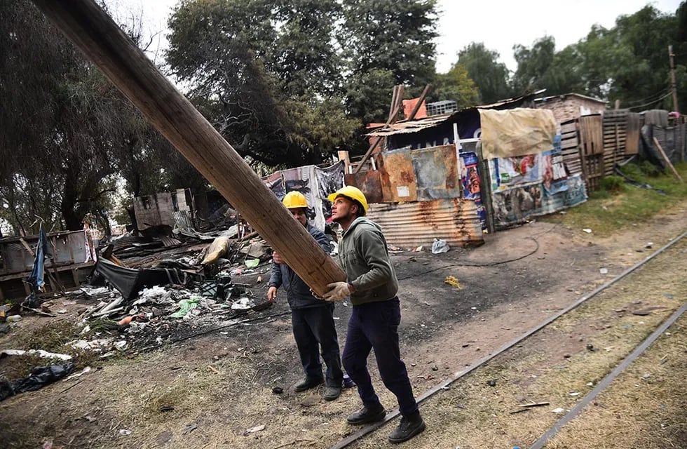 EL día después de la tragedia de incendio en Villa Las Tablas con una persona fallecida. (Pedro Castillo / La Voz)