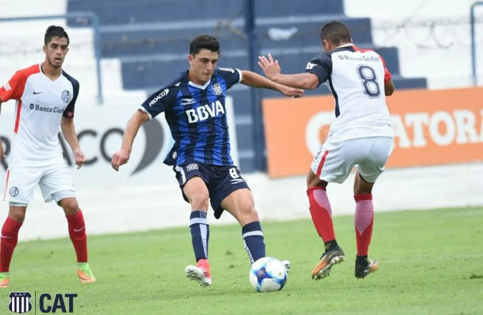 El hijo de Chiche Soñora debutó en la Reserva de Talleres con un gol ante San Lorenzo. Ahora, jugaría en el once titular.
