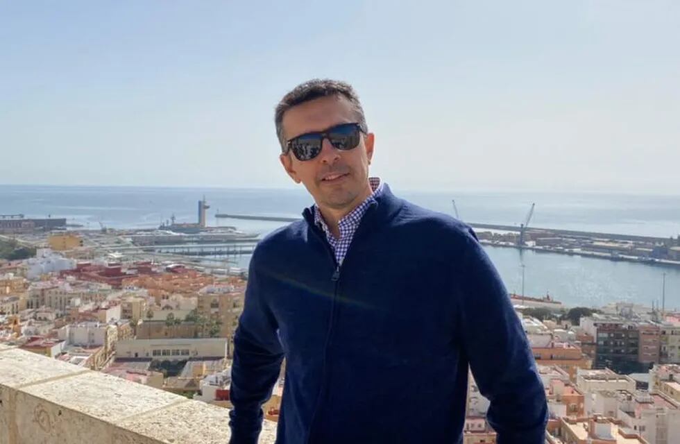 Daniel Carreño dejó Córdoba para instalarse en Almería, España. Allí creó su empresa OHS Hidraúlica. (Foto: La Nación)