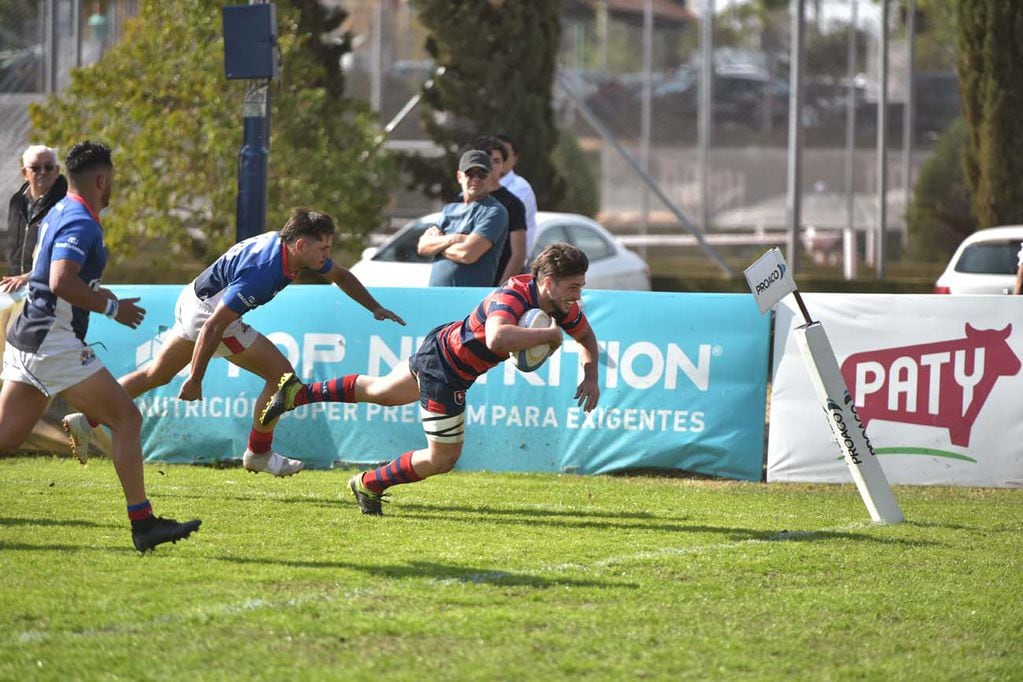 Rugby. Tablada vs Teque de Mendoza en Urca
Foto Facundo Luque