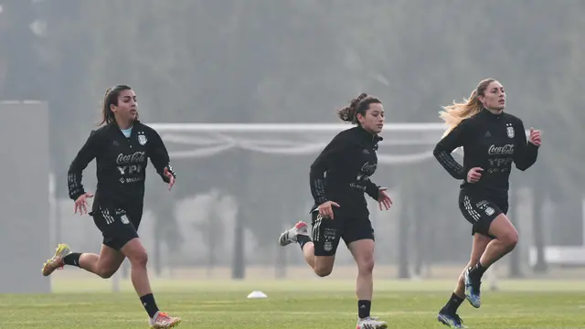 Cati Roggerone en la selección