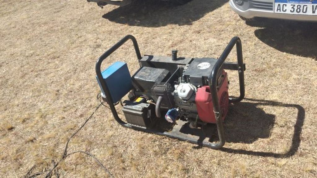 Consiguieron otro generador para reemplazar al robado. (Foto: Cadena 3).