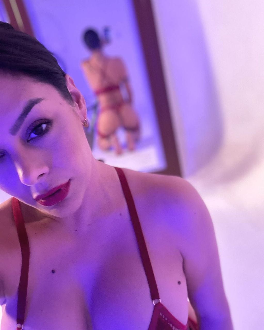 Larissa Riquelme compartió fotos demasiado jugadas para una campaña ultra sexy