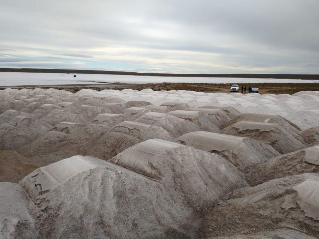 acopio de sal para las rutas en invierno