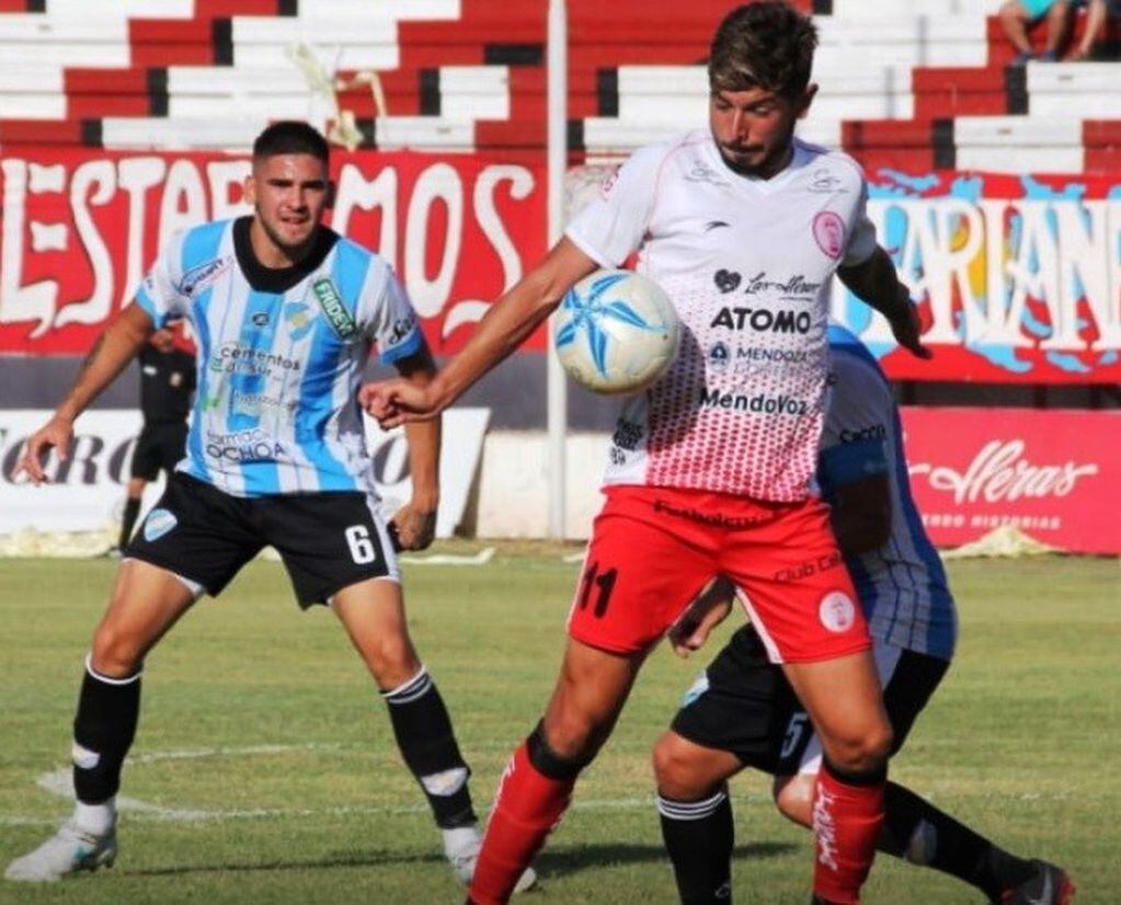 Joan Juncos, juega en Real Potosí, Bolivia.