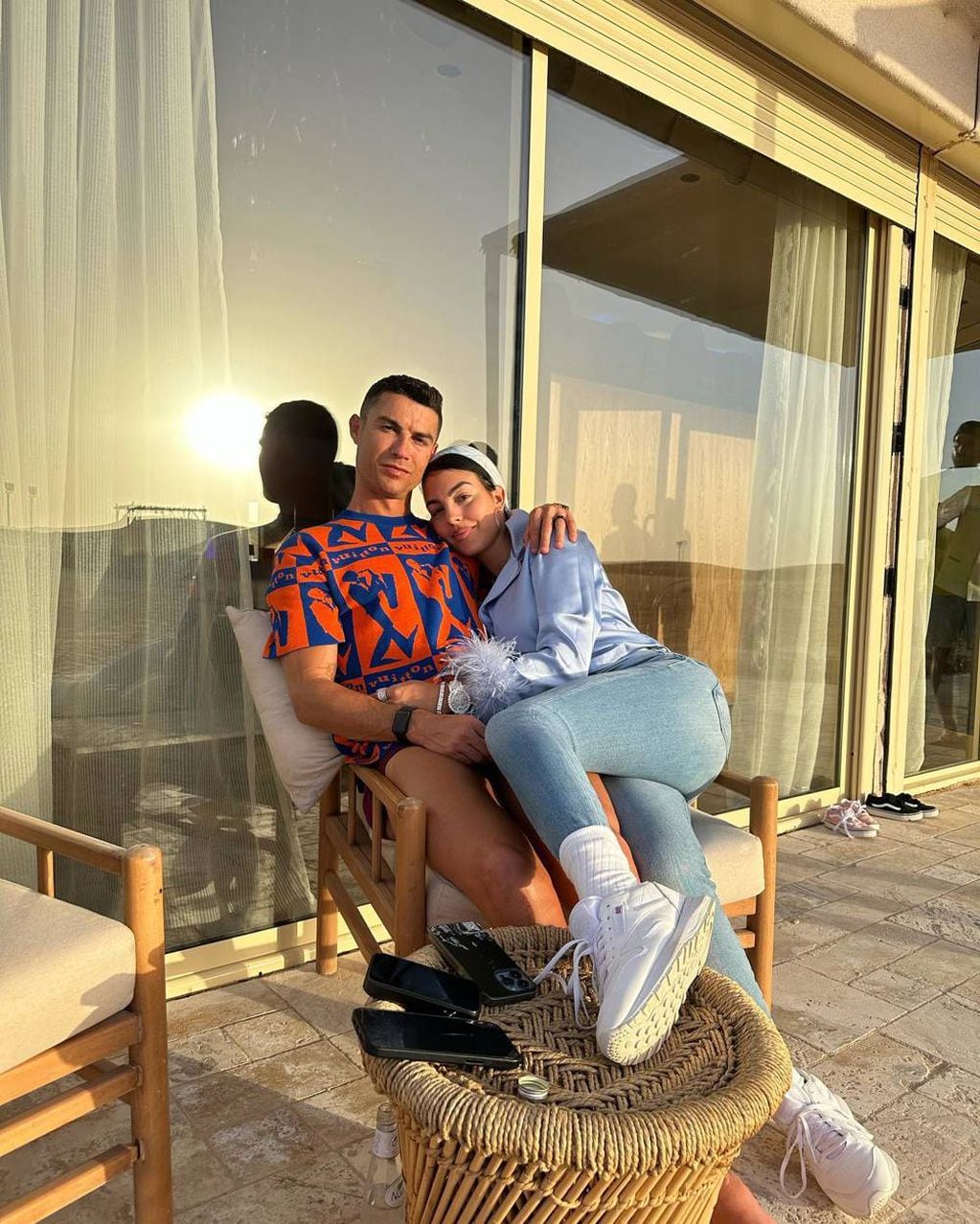 Cristiano Ronaldo y Georgina Rodríguez viven en una lujosa mansión que cuenta con un espacioso jardín / Foto: Instagram