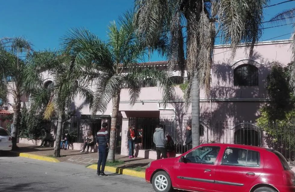 Saldán: el Ministerio de Salud provincial clausuró el gerátrico Santa Lucía.