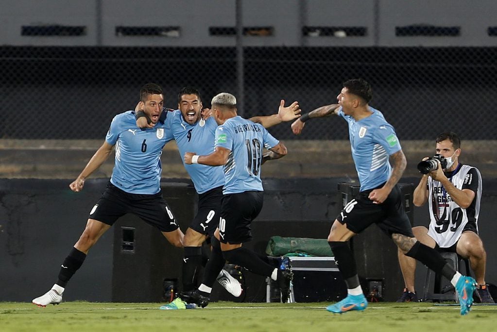 Uruguay derrota a Venezuela y se acerca a Qatar 2022. (Foto: AP)