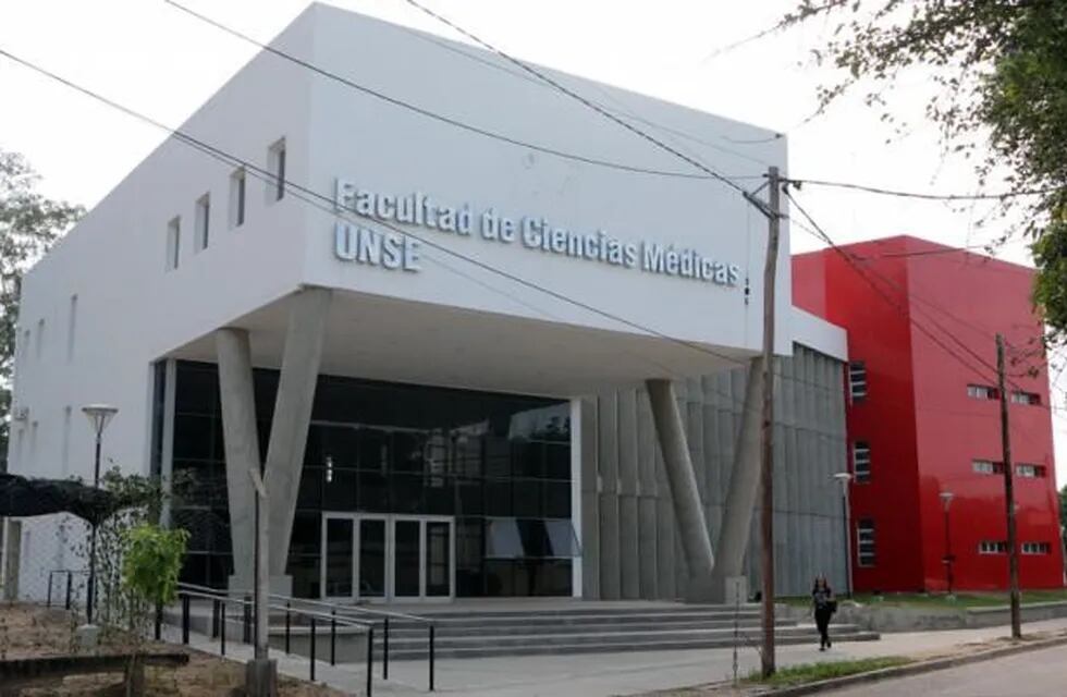 El gobernador Zamora y el ministro Finocchiaro inaugurarán la Facultad de Ciencias Médicas (Foto: El Liberal)