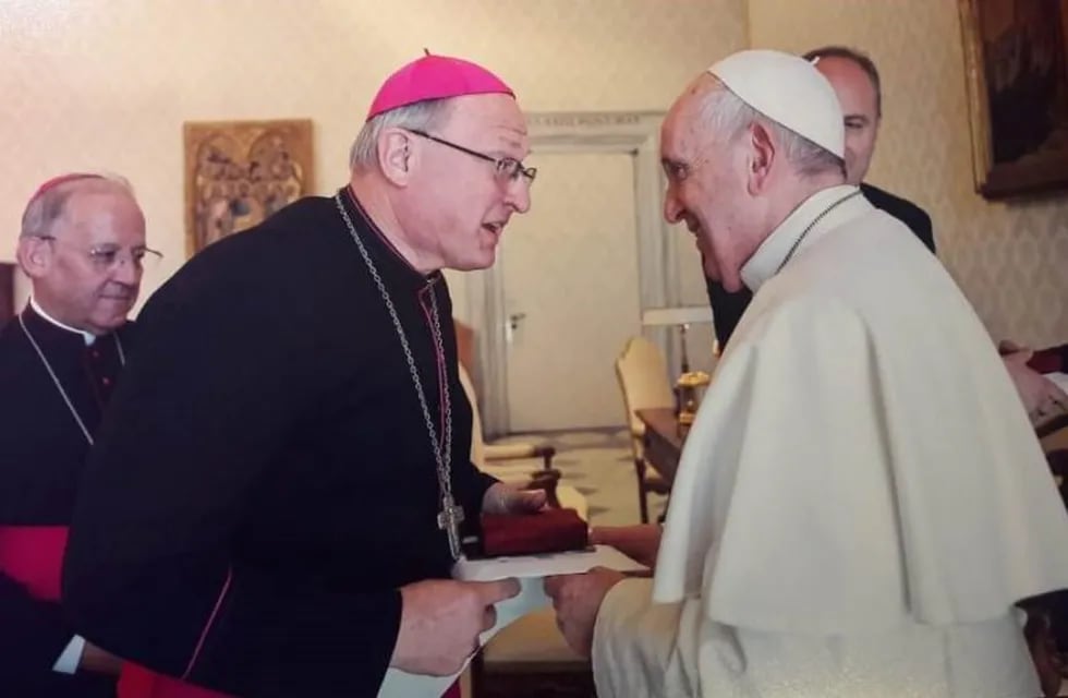 Papa Francisco y Obispo de Catamarca Urbanc
