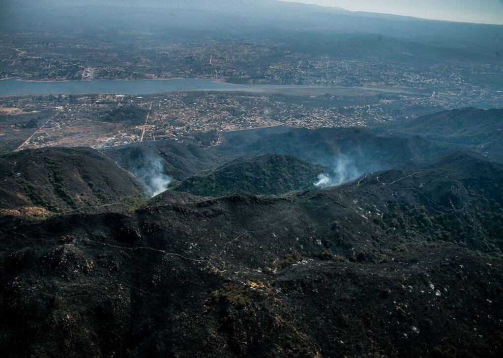 Sierras quemadas por el avance voraz de las llamas. (Foto: Facebook / Greenpeace).