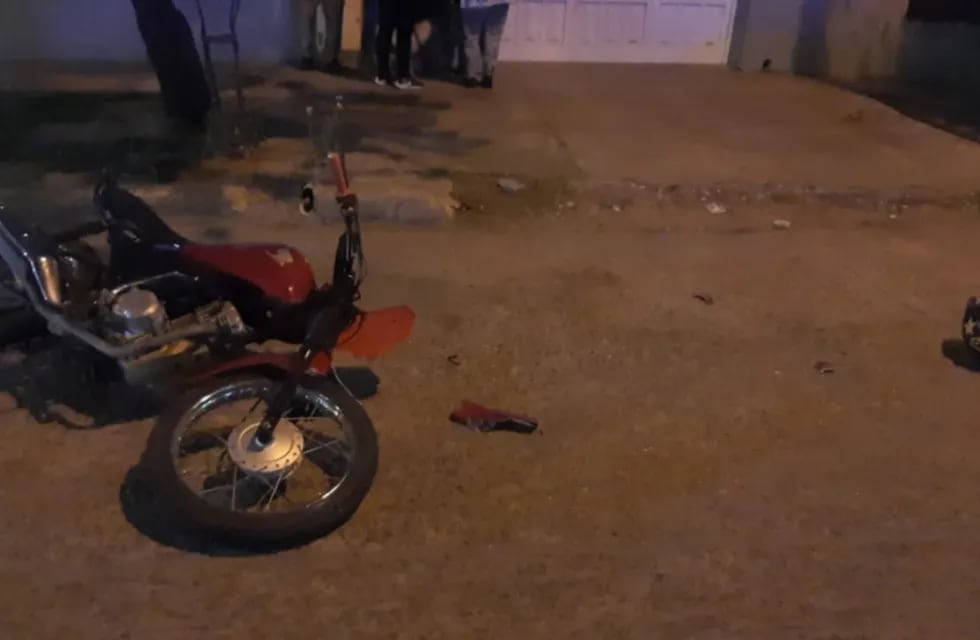 Menor escapaba de la policía y atropelló a dos enfermeras con la moto