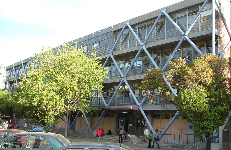 Colegio Normal Mendoza.