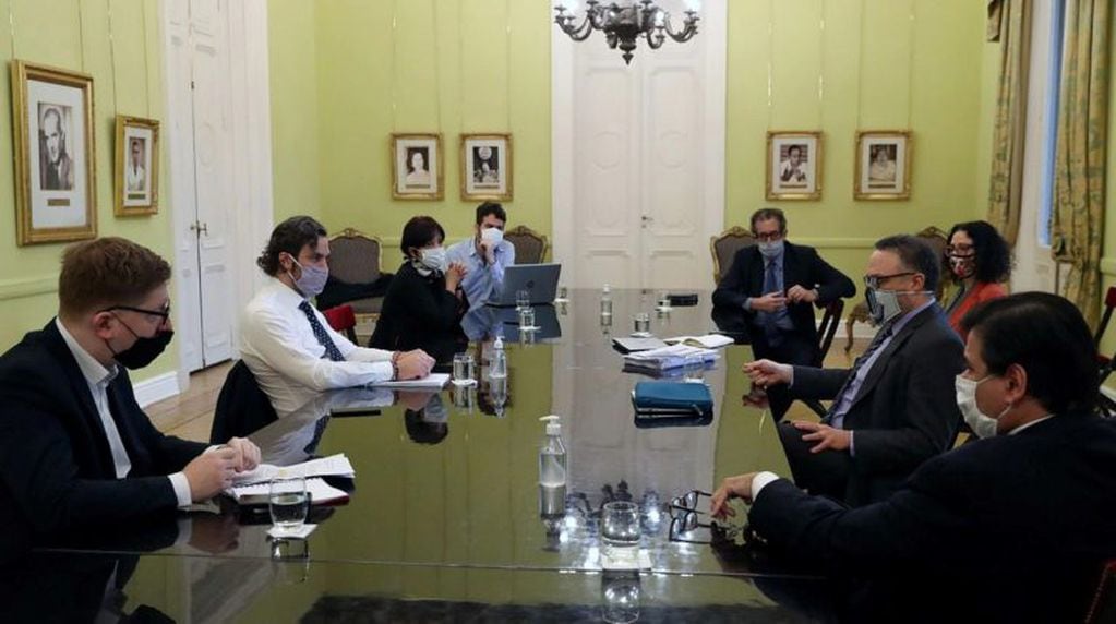 Santiago Cafiero reunido con el Gabinete económico. (crédito: NA)
