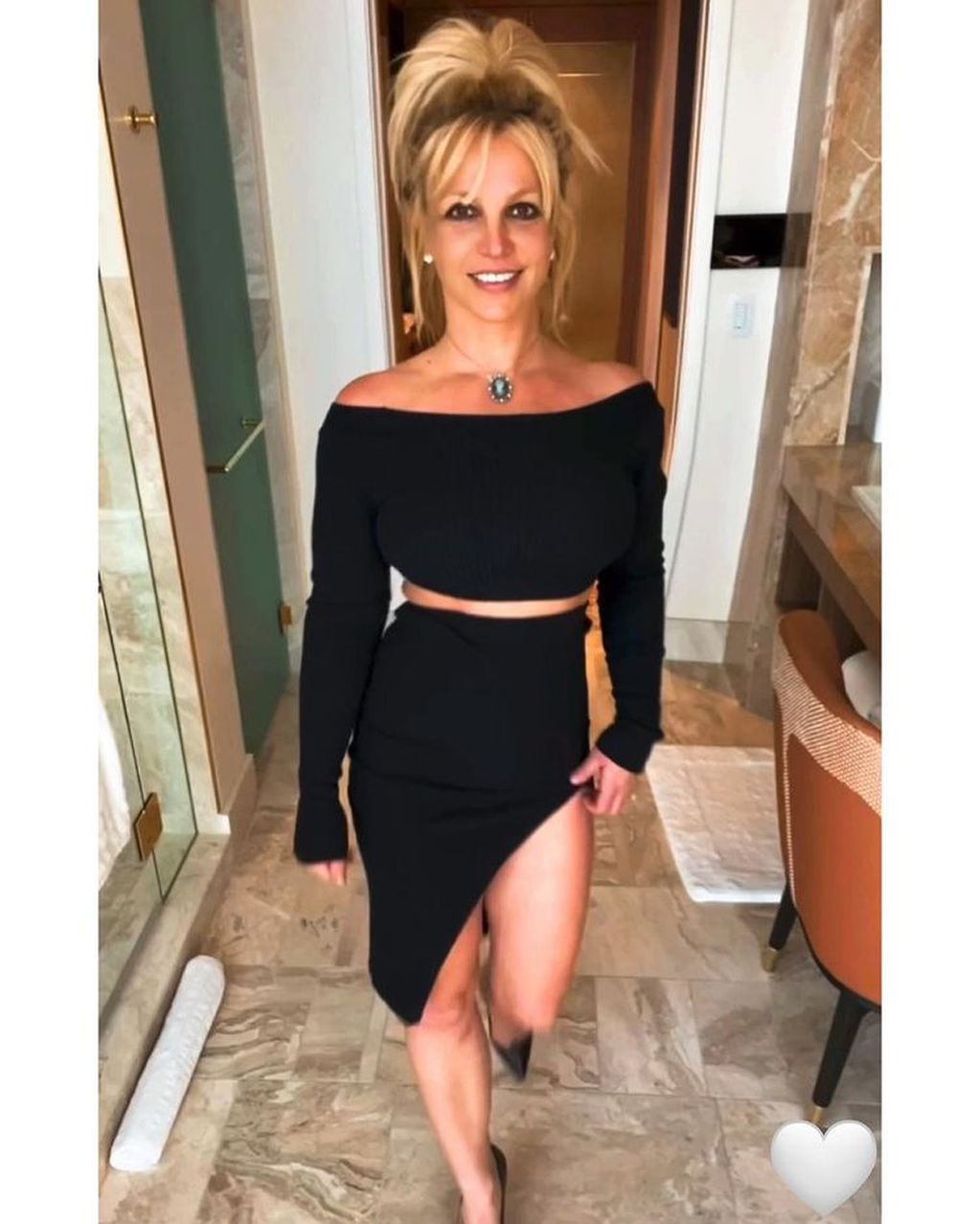 El look 'total black' y la publicación de Britney que causaron furor.