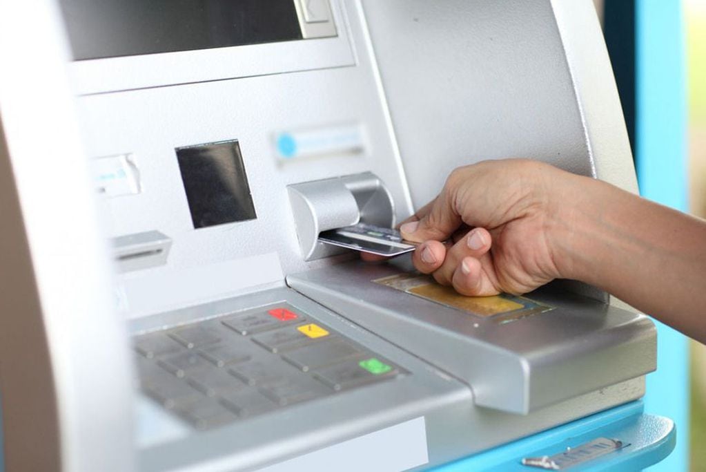 Podrá utilizarse la tarjeta de crédito en cajeros de otros países.