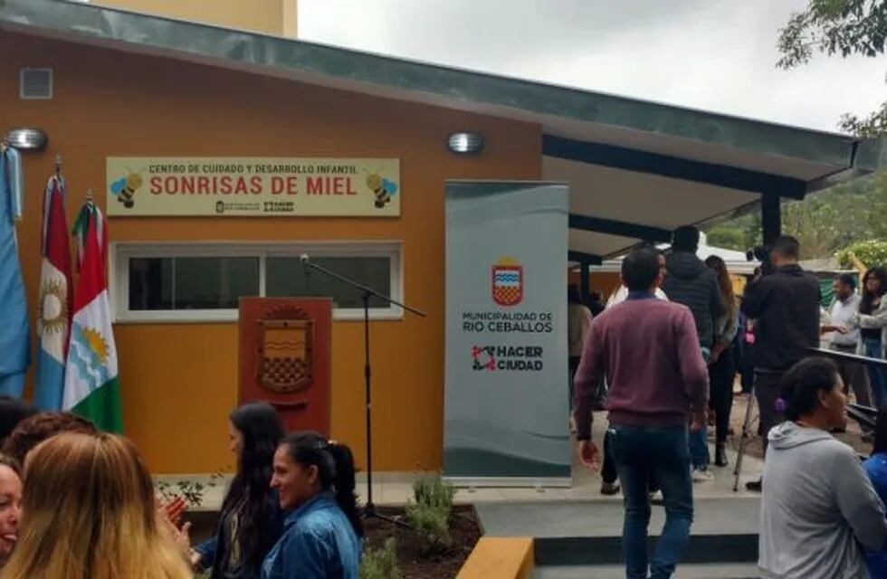 En Río Ceballos, se inauguró un nuevo CCDI en el barrio La Quebrada.