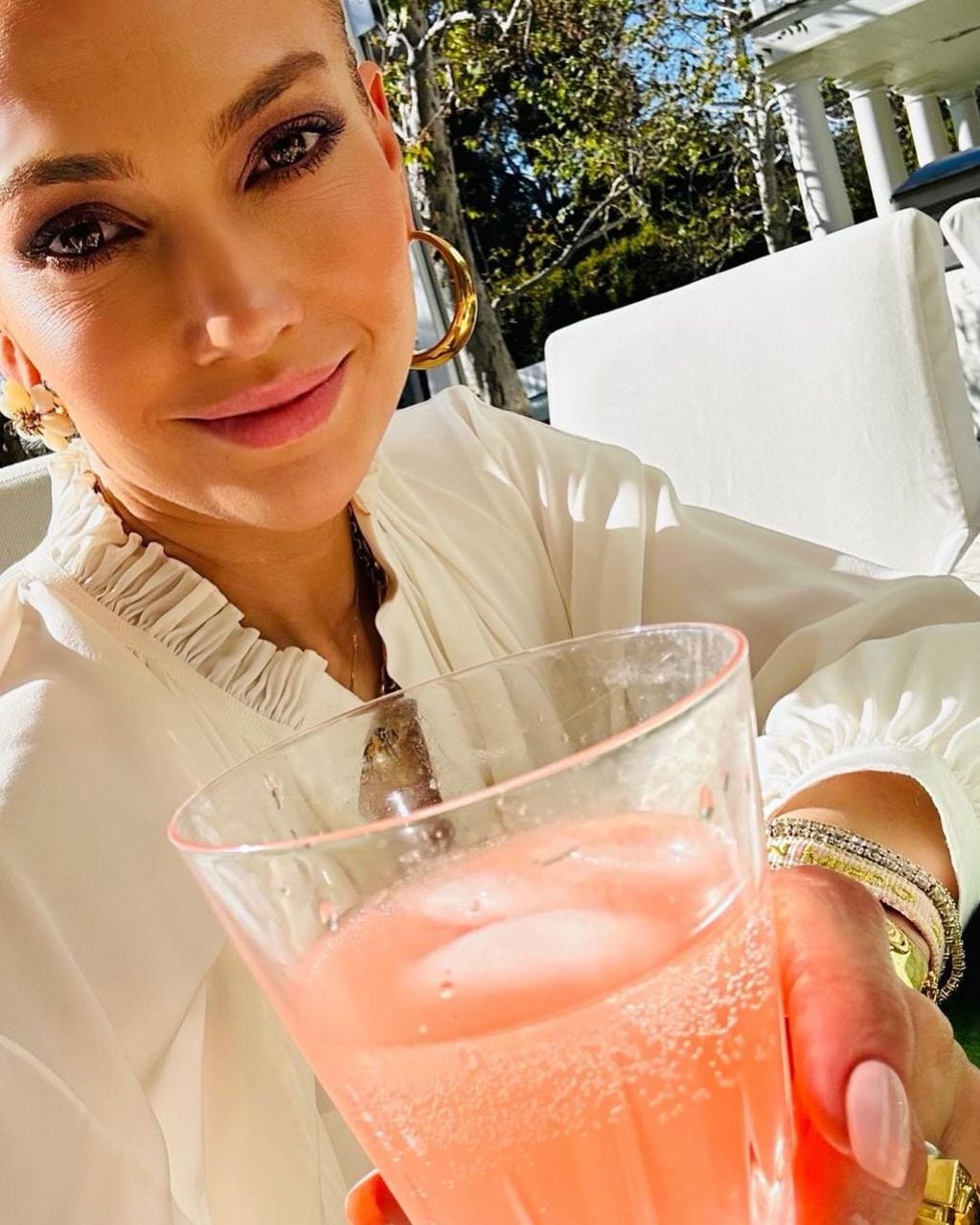 Jennifer Lopez lanzó su línea de aperitivos, DeLola
