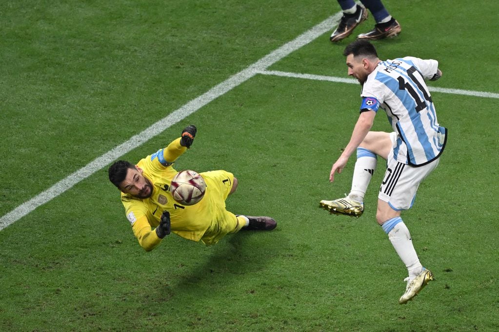 El tercer gol de Argentina en la final del Mundial contra Francia, segundo de Messi. Foto: AP.