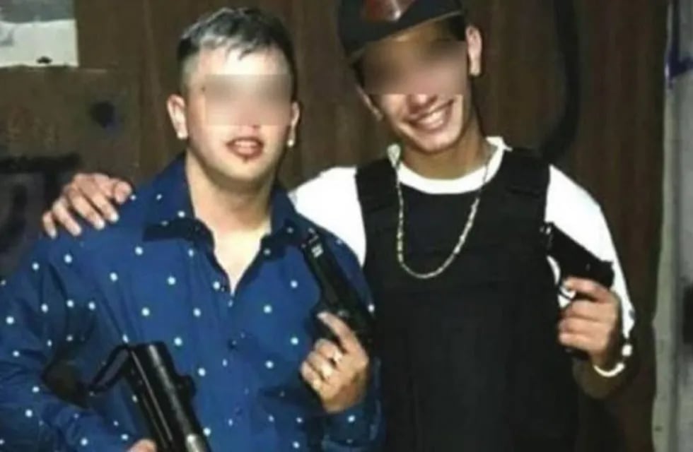 El joven de 18 años se había filmado disparando una ametralladora para festejar Año Nuevo. (@PatoBullrich)