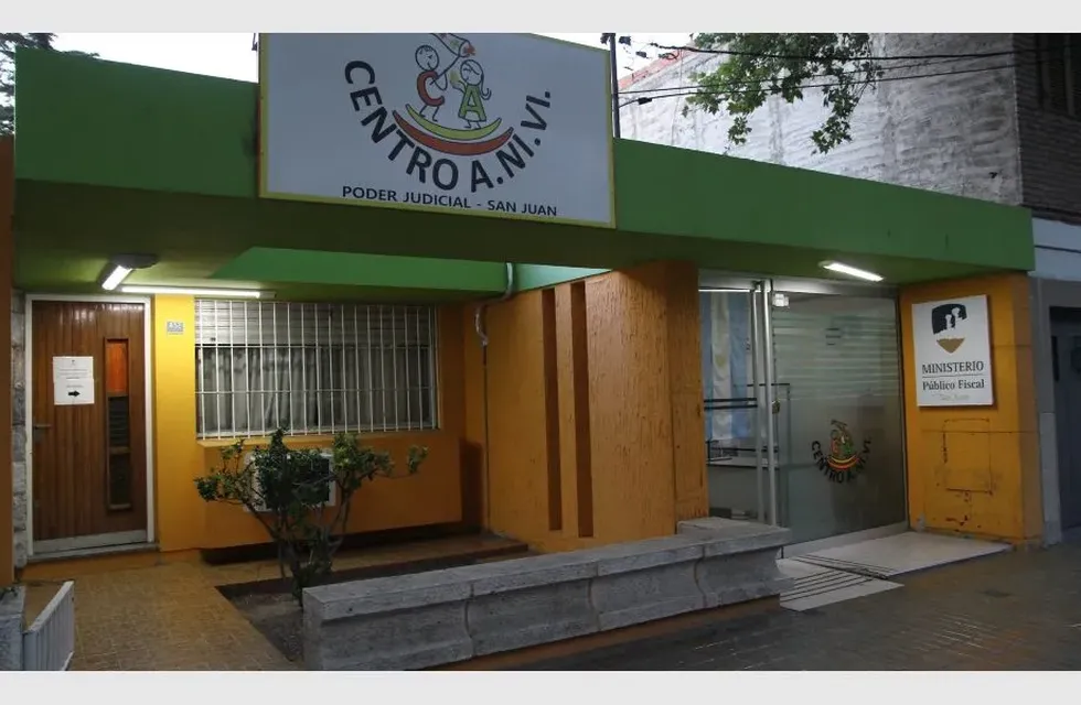 La denuncia por corrupción de menores fue radicada por el padre de las víctimas en el Centro Anivi, en San Juan.