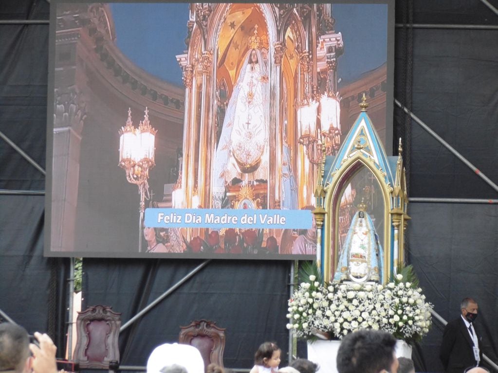 Celebraciones en honor a la Virgen del Valle. Foto: Mariana Herrera.