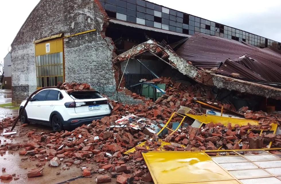 El temporal en Buenos Aires dejó destrozos en distintos puntos de la provincia. (Gentileza)