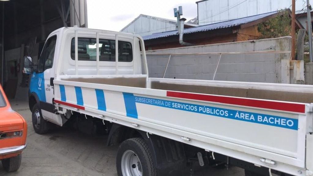 Este vehículo facilitará los despliegues de las cuadrillas de la Subsecretaría de Servicios Públicos.