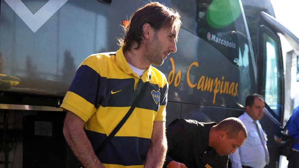 Rolando Schiavi supo jugar en Boca y ser compañero de Ibarra cuando dirigía la reserva. Foto: Télam.