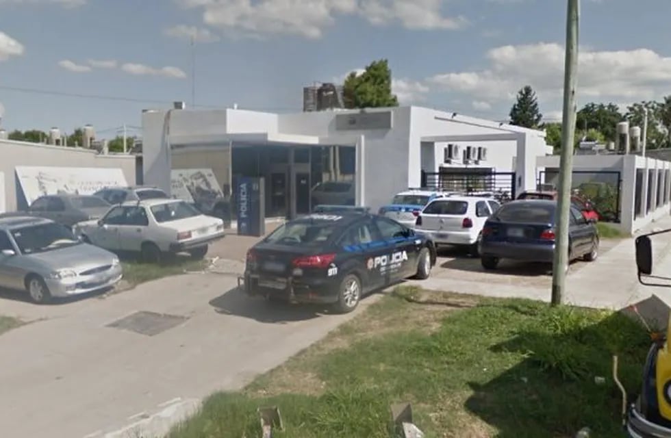 Los acusados fueron identificados en la Comisaría 32° luego del operativo. (Google Street View)